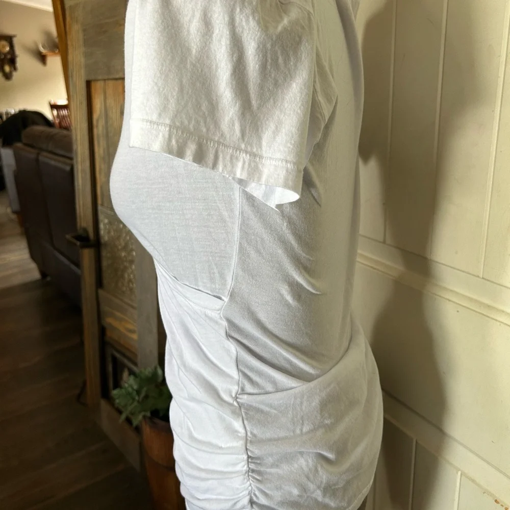 Top - Picture 2 of 4